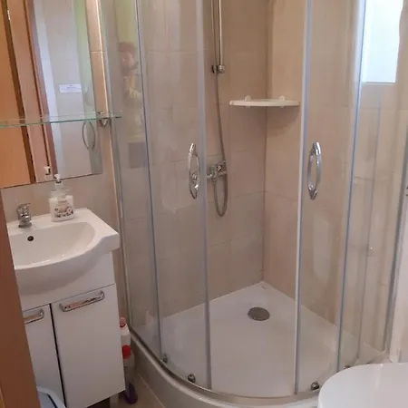 Anna Jaktstuga Rewal